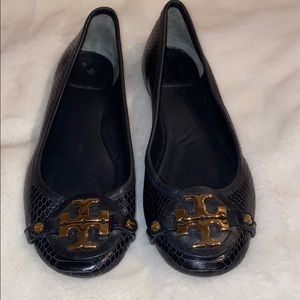 Tory Burch black leather flats